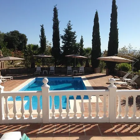 Cortijo La Pura Bed & Breakfast
